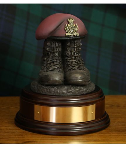 Here we've made a bronze pair of Tactical Boots with hand painted Airborne Forces maroon beret. On the Beret we can add a brass version of your cap badge (there is a selection to choose from). We also offer a choice of wooden bases, with or without engrav