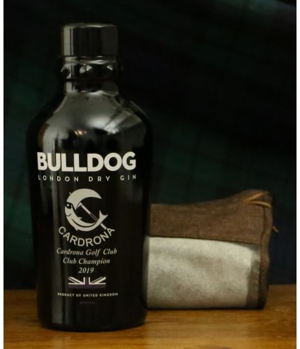 This is a 70cl hand engraved bottle of Bulldog London Dry Gin. We pack it in its own hessian gift bag. Engraving is arranged with you on a one to one basis after you order.
