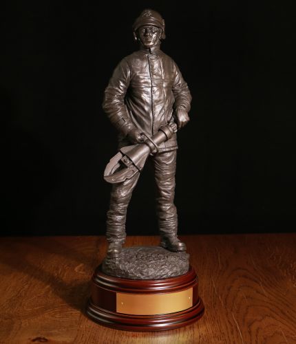 British Firefighter, Jaws of Life, Bronze Fire Service Retirement Award with a personal engraved brass plate makes a great gift for a retiring firefighter after years of service.