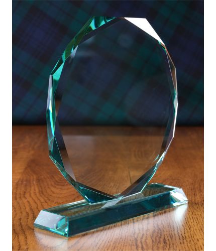 This is the 21cm tall glass hexagon. It makes a perfect award idea and can be displayed on a desk top, coffee table or shelf. We include all engraving as part of the service. (We sort out the engraving after you order)