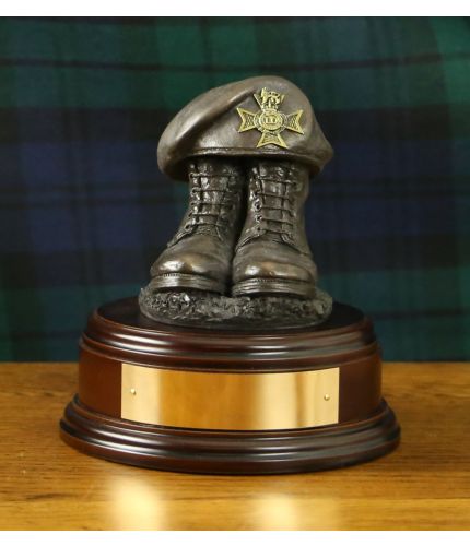 Light Dragoons Cavalry Regiment Boots and Beret, hand made and cast in cold resin bronze. We offer a range of wooden base and engraving options