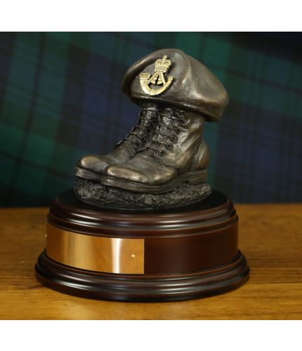 The Rifles Old Boots and Beret, cast in cold resin bronze and we offer this Boots and Beret on a choice of presentation bases, the BC2, BC3 and BC4 have room to add an engraved plate.