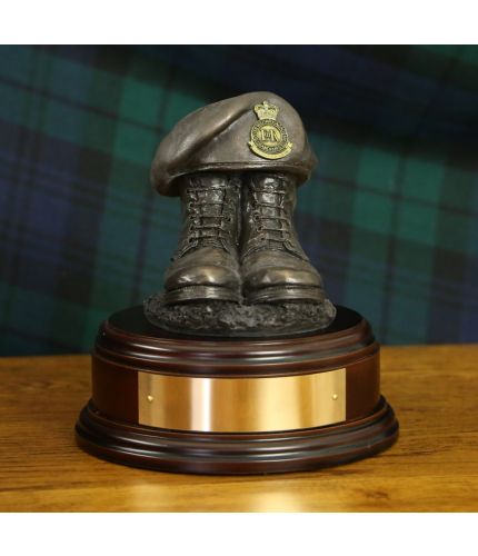 Royal Military Academy Sandhurst (RMAS), Drill Boots and Beret. This statue make a great gift idea for Cadets Passing out as Commissioned Officers.