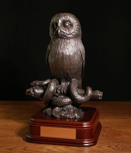 Royal College of Defence Medicine Owl & Snake. We offer a choice of Wooden Bases and free engraving