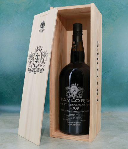 This is an engraved Magnum bottle of Taylors Late Bottled Vintage Port. We sort out all your engraving, including sending you a pre-production proof after you order. Once we've agreed the engraving design you should receive the bottle in 3 - 4 days