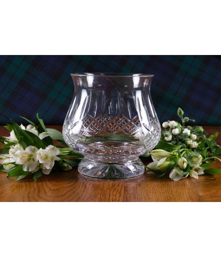 This is a 18cm tall Thistle or Tulip shaped crystal flower vase, the bowl is 15cm in diameter. It's hand crafted in lead free crystal, it can be enhanced with a sentiment engraved onto the clear panel. The price includes the engraving of text and images.